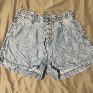 American eagle flowy shorts